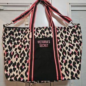 Victoria's Secret Leopard Print Canvas Weekender Tote NWT